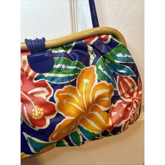 vintage liz claiborne Floral Wood Accent purse - Picture 11 of 16